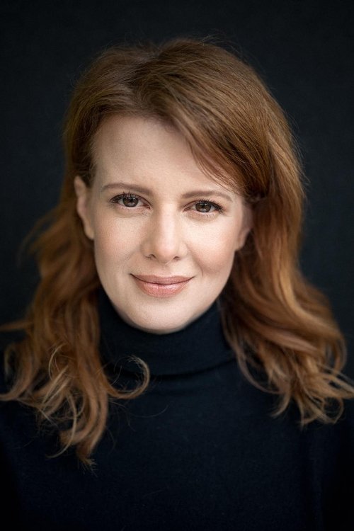 Karolina Gruszka - Acting Profile Photo