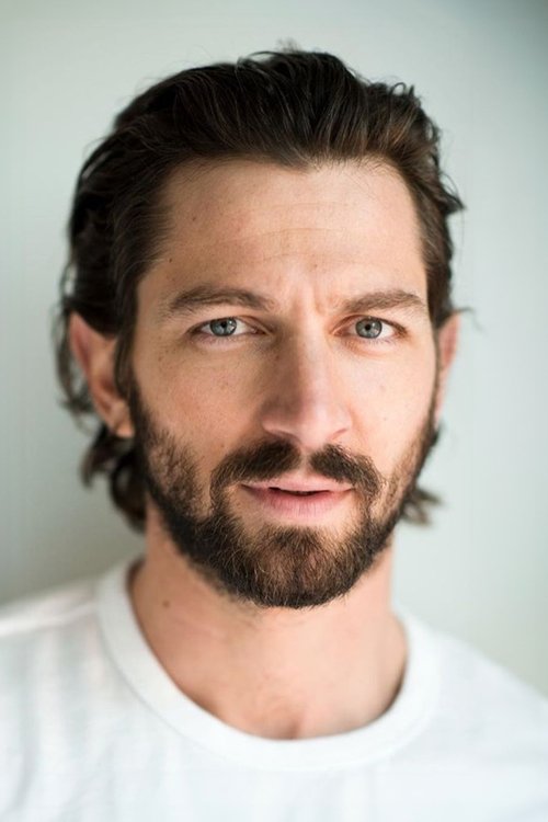 Michiel Huisman - Acting Profile Photo