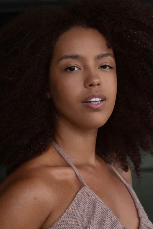 Rayana Diniz - Acting Profile Photo