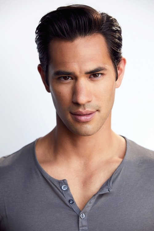 Michael Naizu - Acting Profile Photo