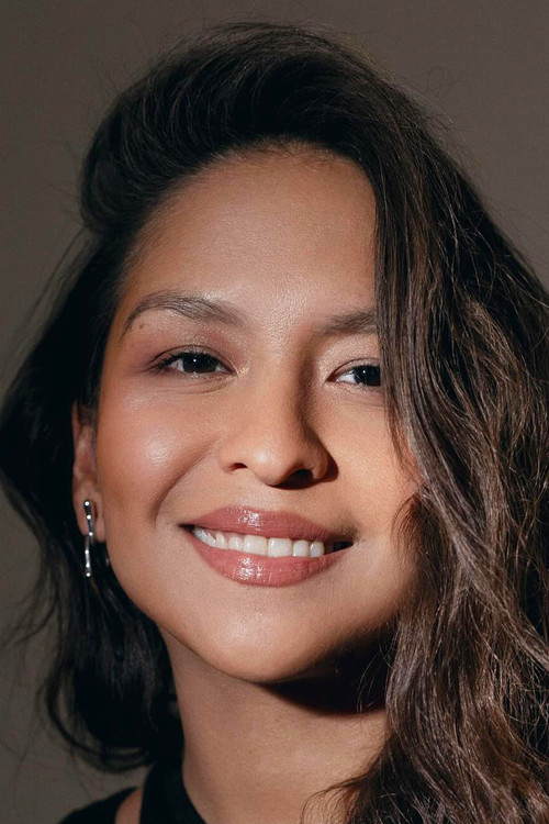 Gabriela Cartol - Acting Profile Photo