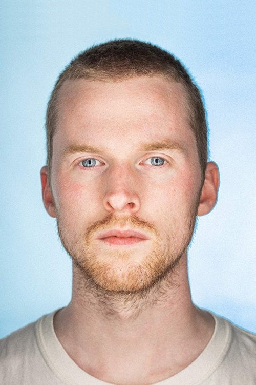 Logan Hawkes - Acting Profile Photo