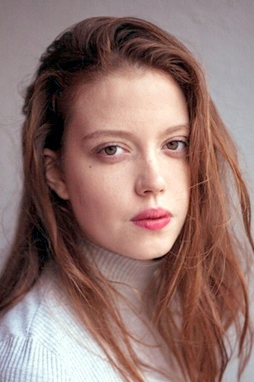 Héloïse Janjaud - Acting Profile Photo