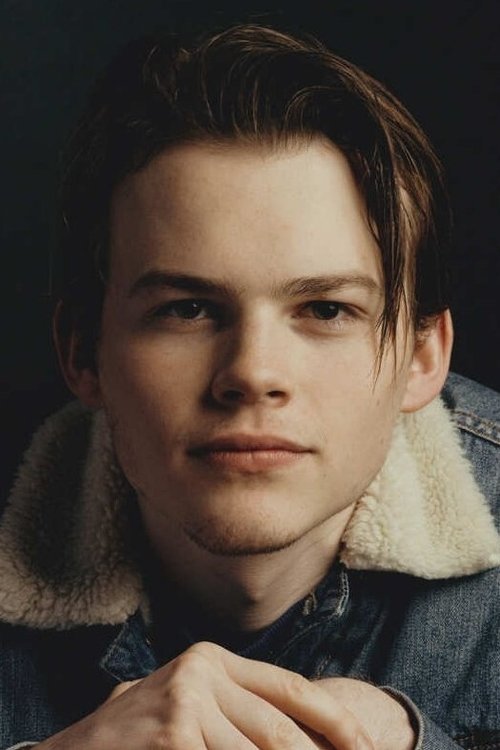 Josh Wiggins - Acting Profile Photo