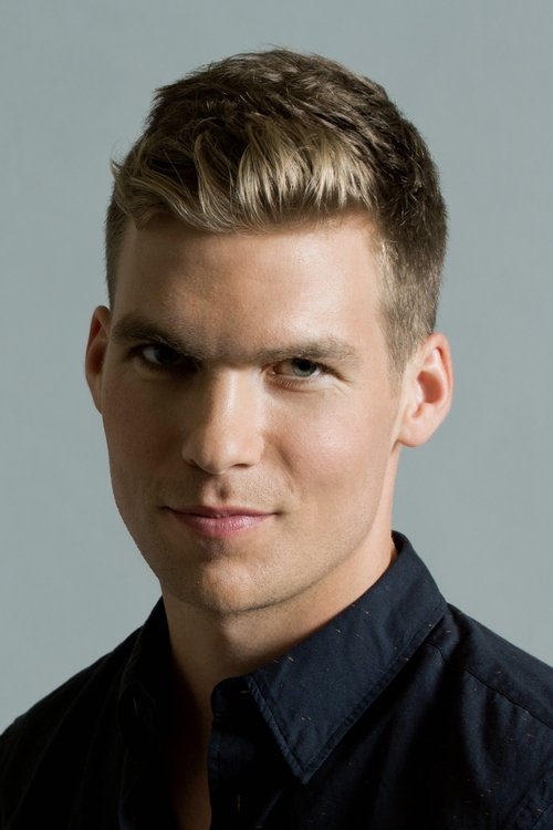 Pete Ploszek - Acting Profile Photo