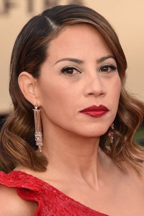 Elizabeth Rodriguez - Acting Profile Photo