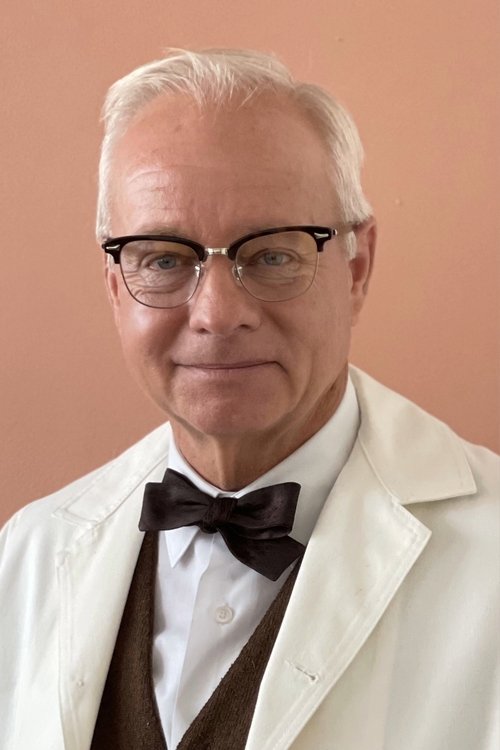 Alex Hyde-White - Acting Profile Photo