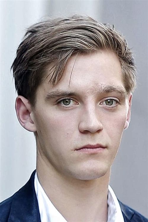 Jonas Nay - Acting Profile Photo