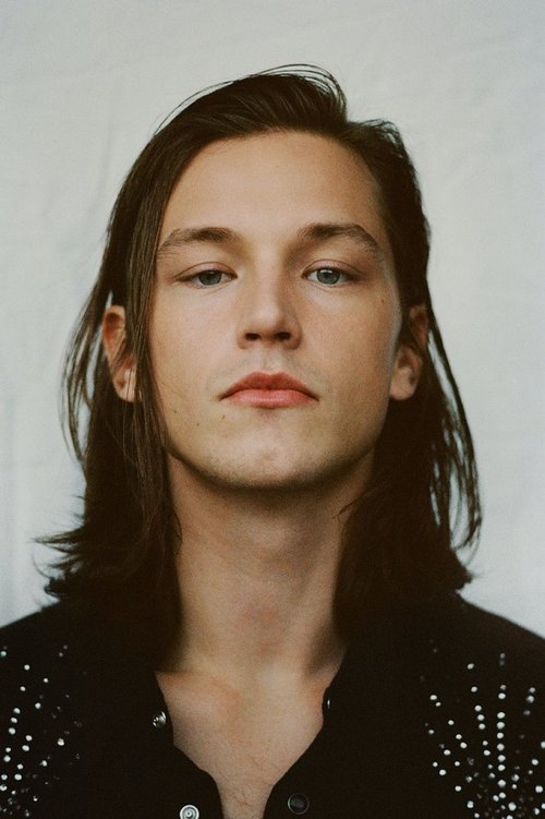 Simon Lööf - Acting Profile Photo