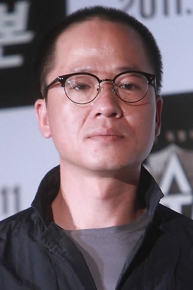 Hwang Byeong-gug - Directing Profile Photo