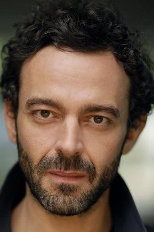 Milo Twomey - Acting Profile Photo