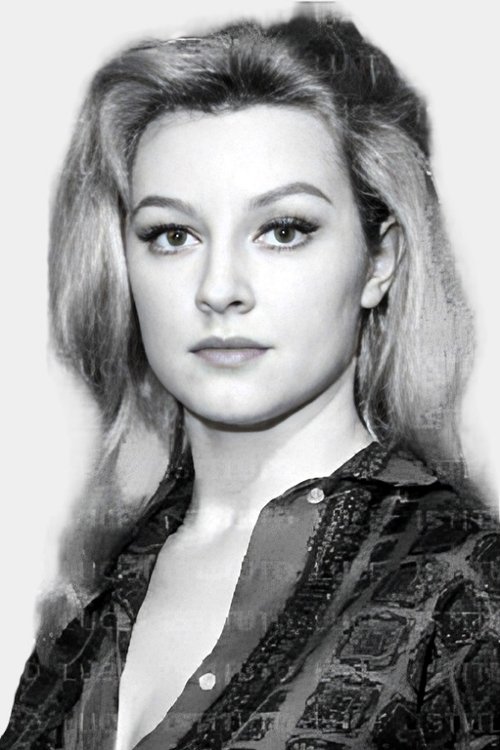 Ivy Holzer - Acting Profile Photo