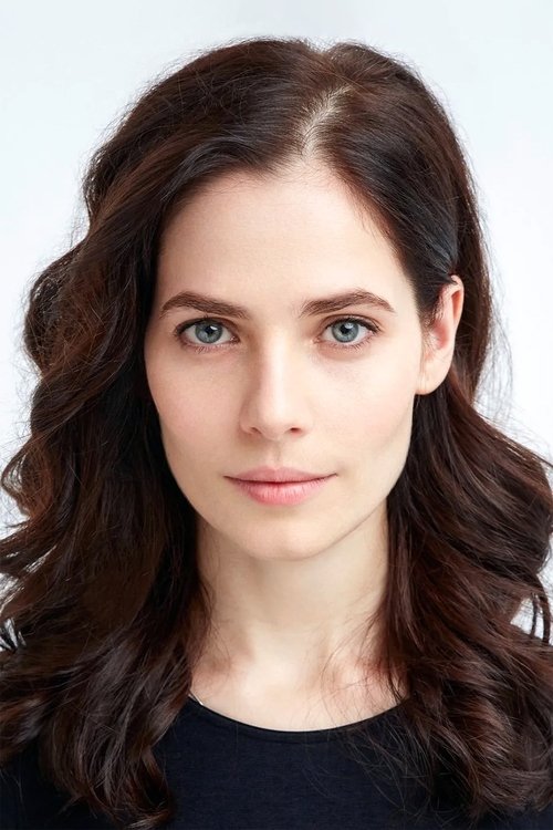 Yuliya Snigir - Acting Profile Photo