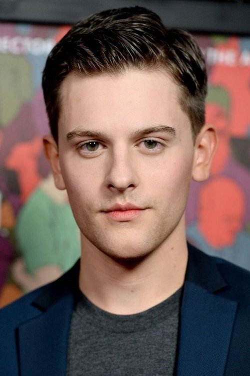 Travis Tope - Acting Profile Photo