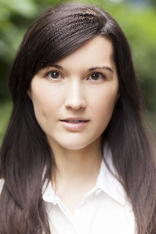 Helen Crevel - Acting Profile Photo