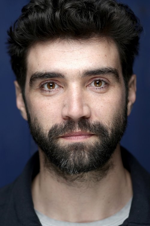 Alec Secăreanu - Acting Profile Photo
