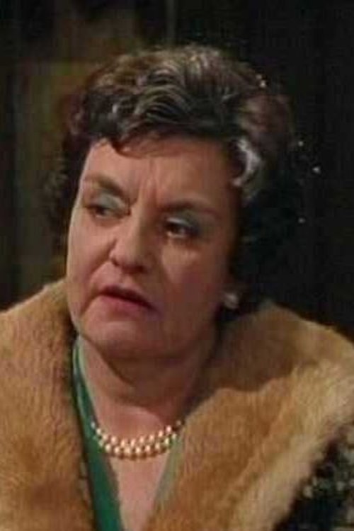 Avis Bunnage - Acting Profile Photo