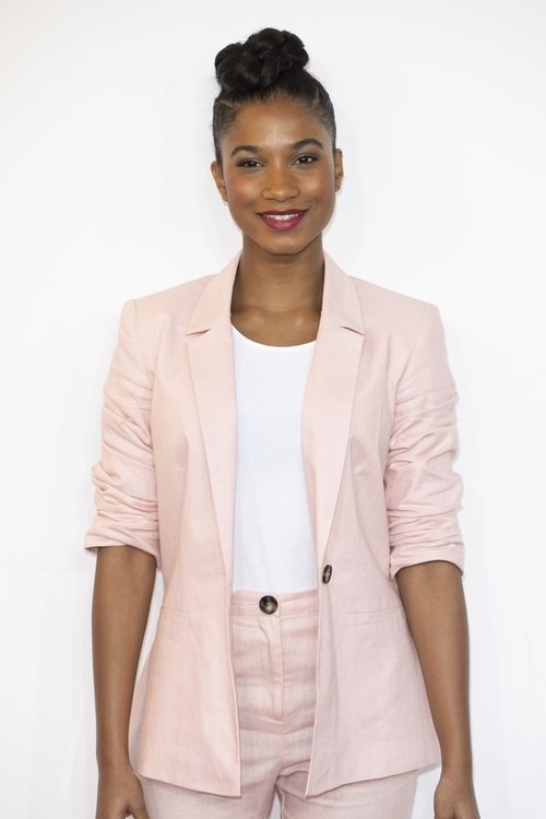 Rhianna Dorris - Acting Profile Photo