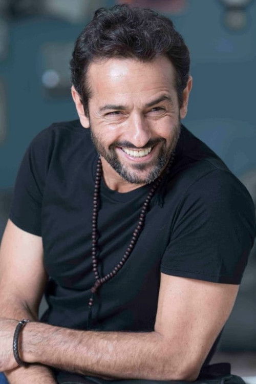 Gonçalo Diniz - Acting Profile Photo