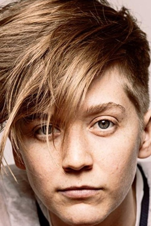 Julia Weldon - Acting Profile Photo