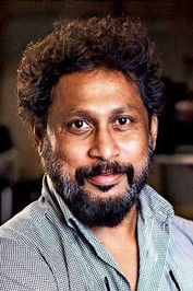 Shoojit Sircar - Regizor in Piku