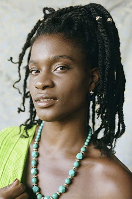 Ashley Romans - Acting Profile Photo