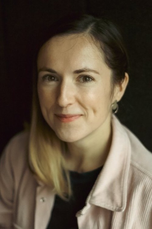 Elina Benenson - Acting Profile Photo