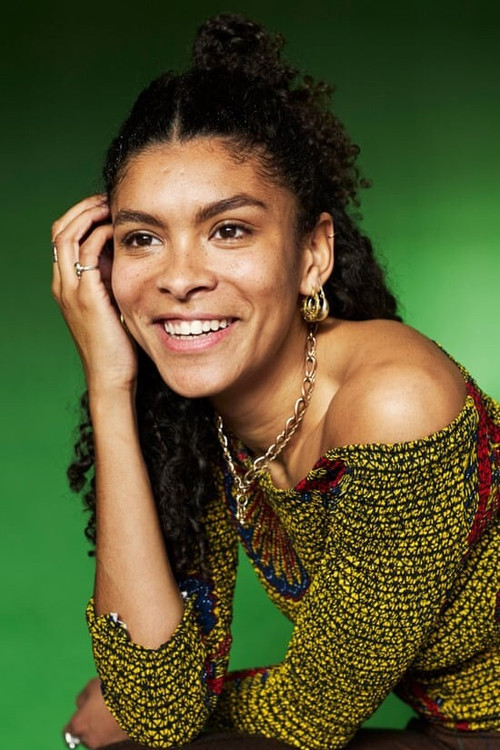 Thalissa Teixeira - Acting Profile Photo