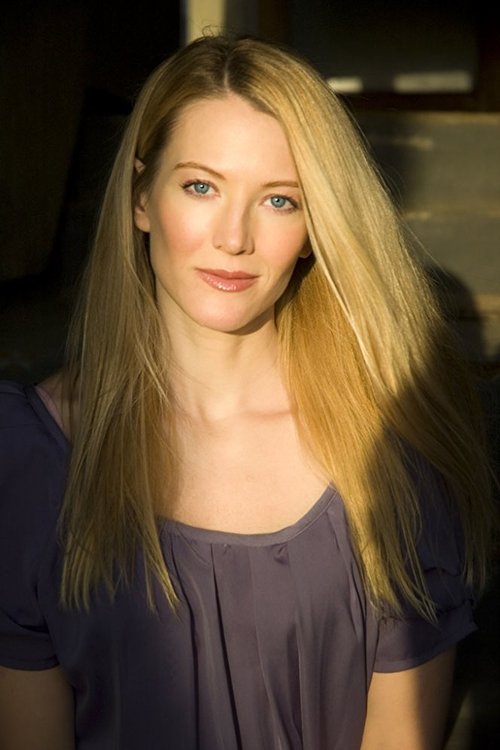 Julianna Robinson - Acting Profile Photo