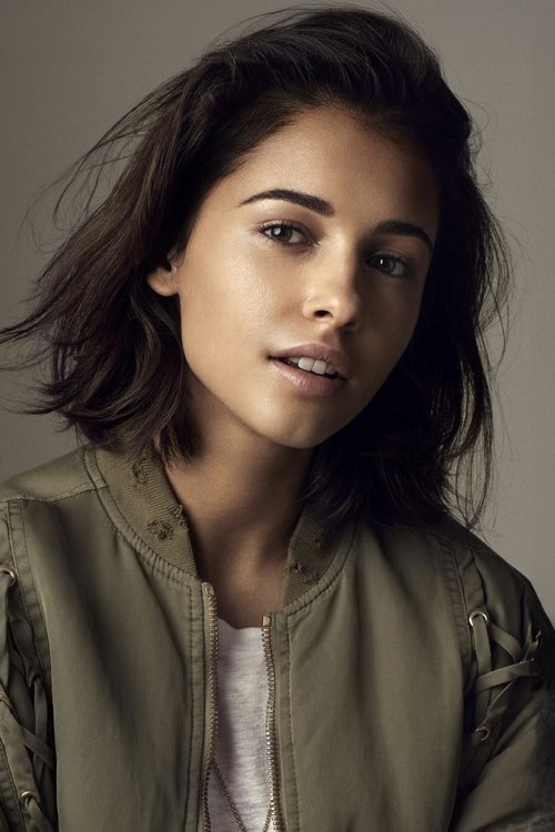 Naomi Scott - Acting Profile Photo