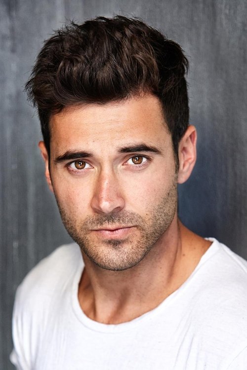 Leonidas Gulaptis - Acting Profile Photo