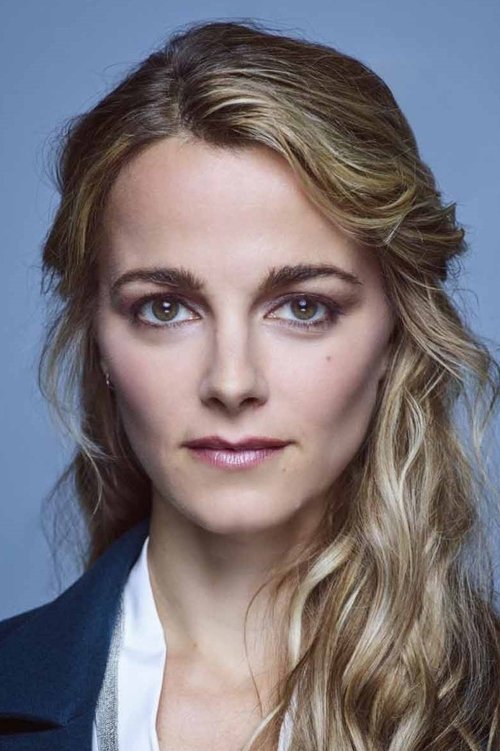 Bojana Novaković - Acting Profile Photo