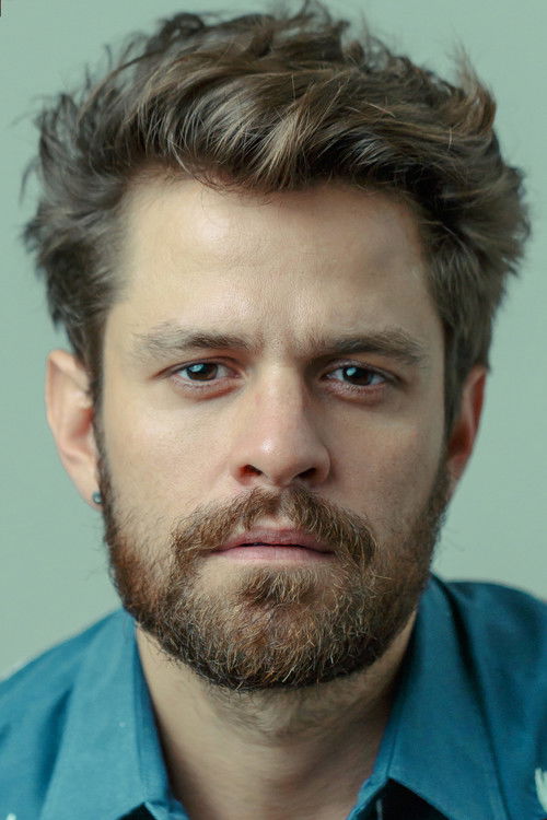 Alejandro Claveaux - Acting Profile Photo