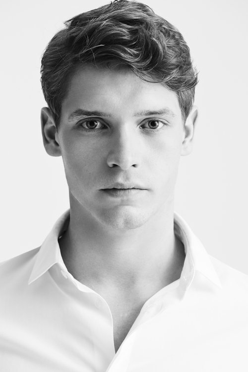 Billy Howle - Acting Profile Photo