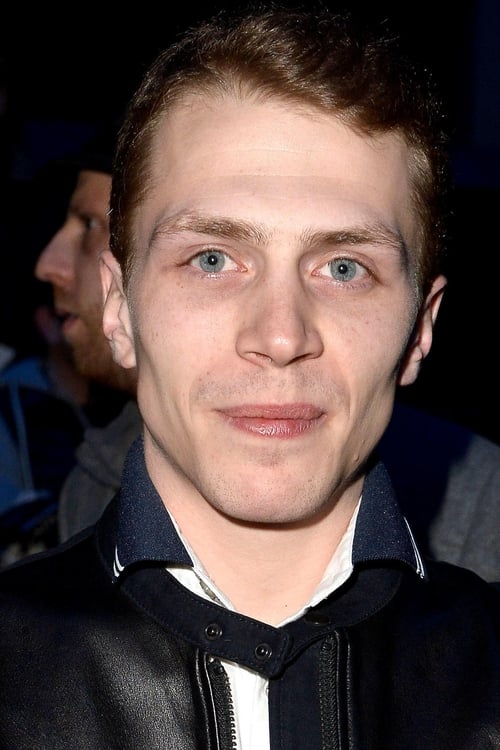 Kévin Azaïs - Acting Profile Photo