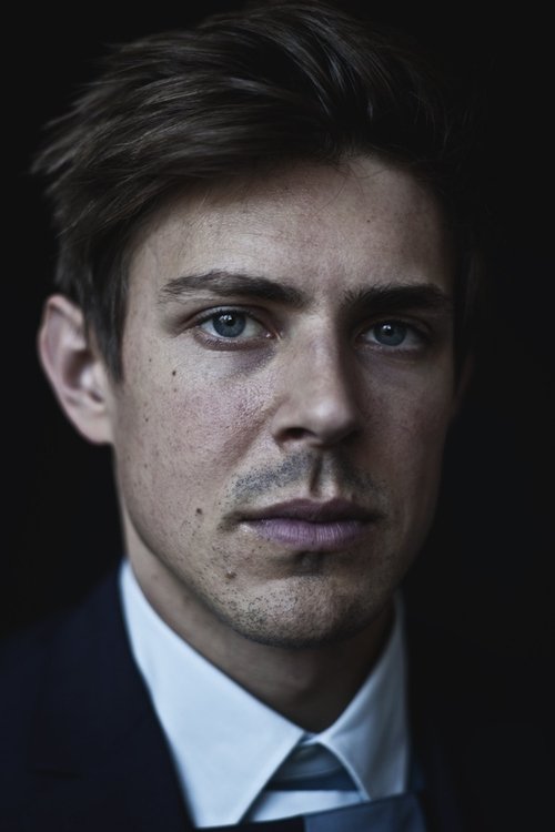 Chris Lowell - Acting Profile Photo