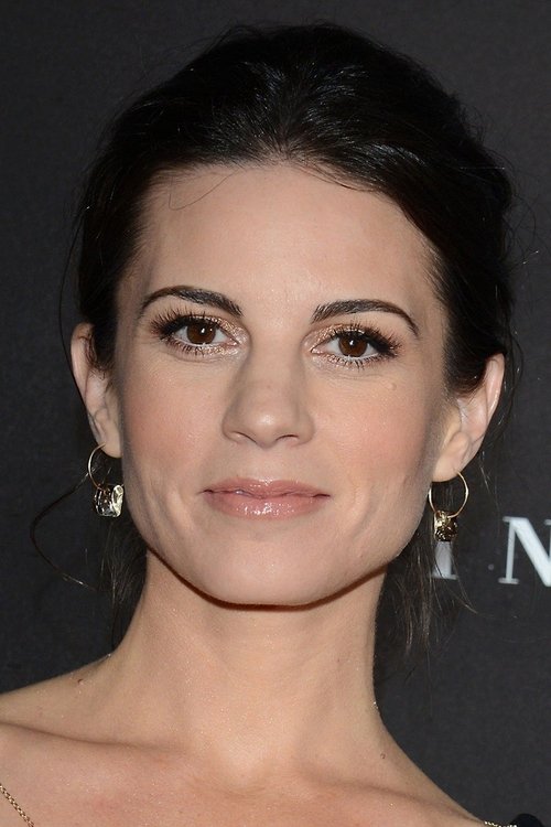 Leah Cairns - Acting Profile Photo