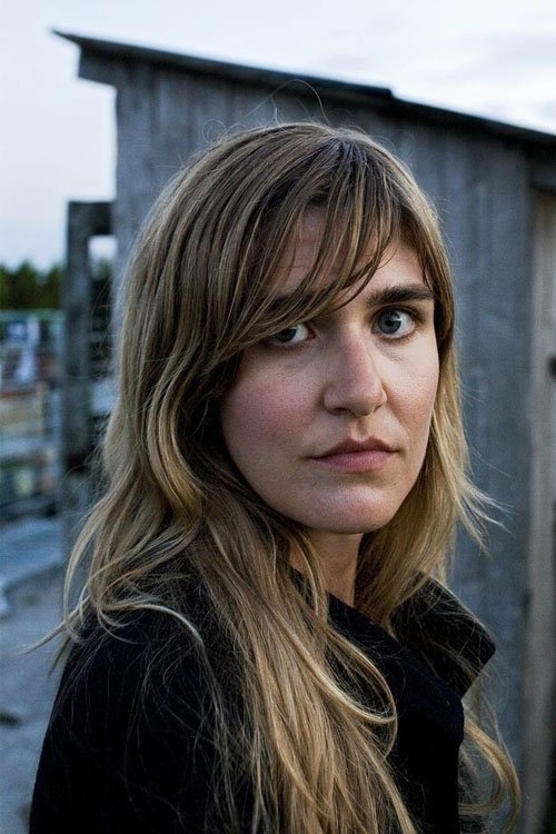 Lisa Langseth - Writing Profile Photo