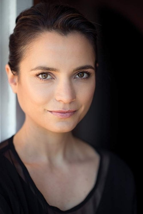 Jessica Tovey - Acting Profile Photo