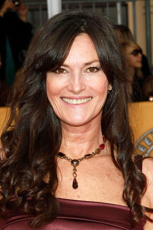 Chelsea Field - Acting Profile Photo