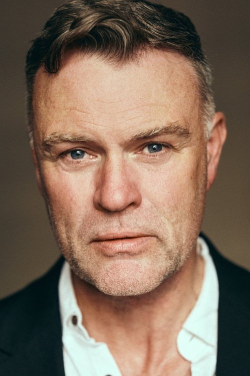 Julian Lewis Jones - Acting Profile Photo