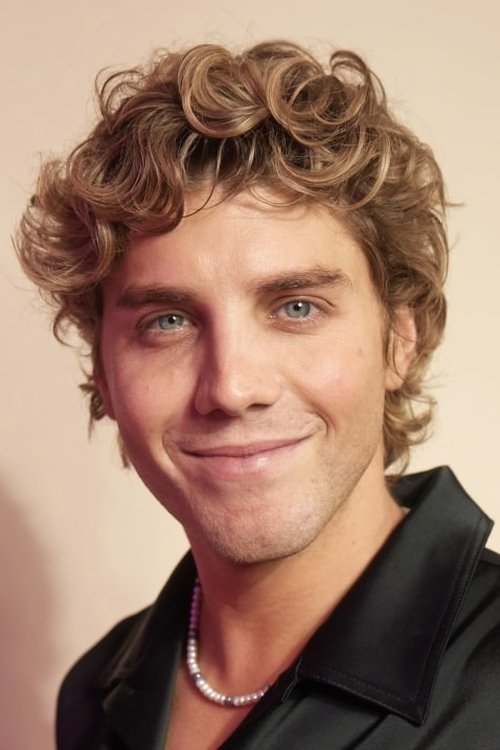 Lukas Gage - Acting Profile Photo