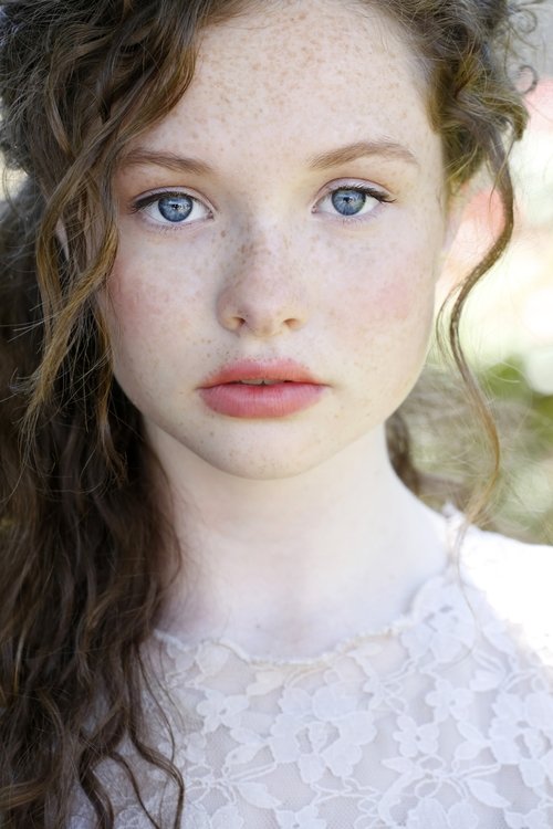 Zoe Colletti - Acting Profile Photo