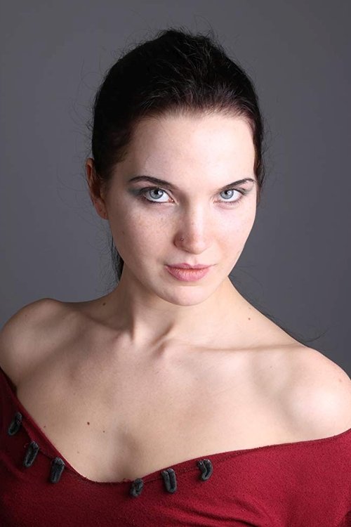 Lux Kapsaski - Acting Profile Photo