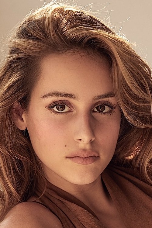 Nell Verlaque - Acting Profile Photo