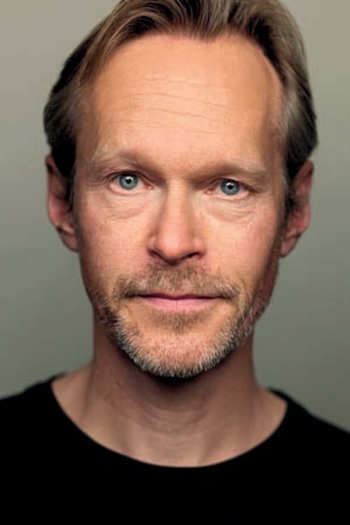 Steven Mackintosh - Acting Profile Photo