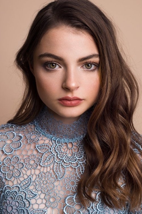 Tiarnie Coupland - Acting Profile Photo