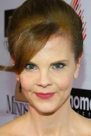 Kiersten Warren as Pam Allen in Bring It On: All or Nothing