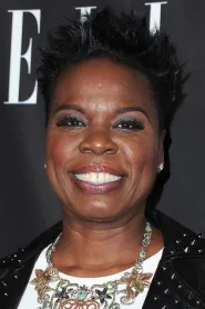 Leslie Jones as Agent Scanlon in Masterminds