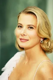 Yuliya Vysotskaya as Gala in Gloss